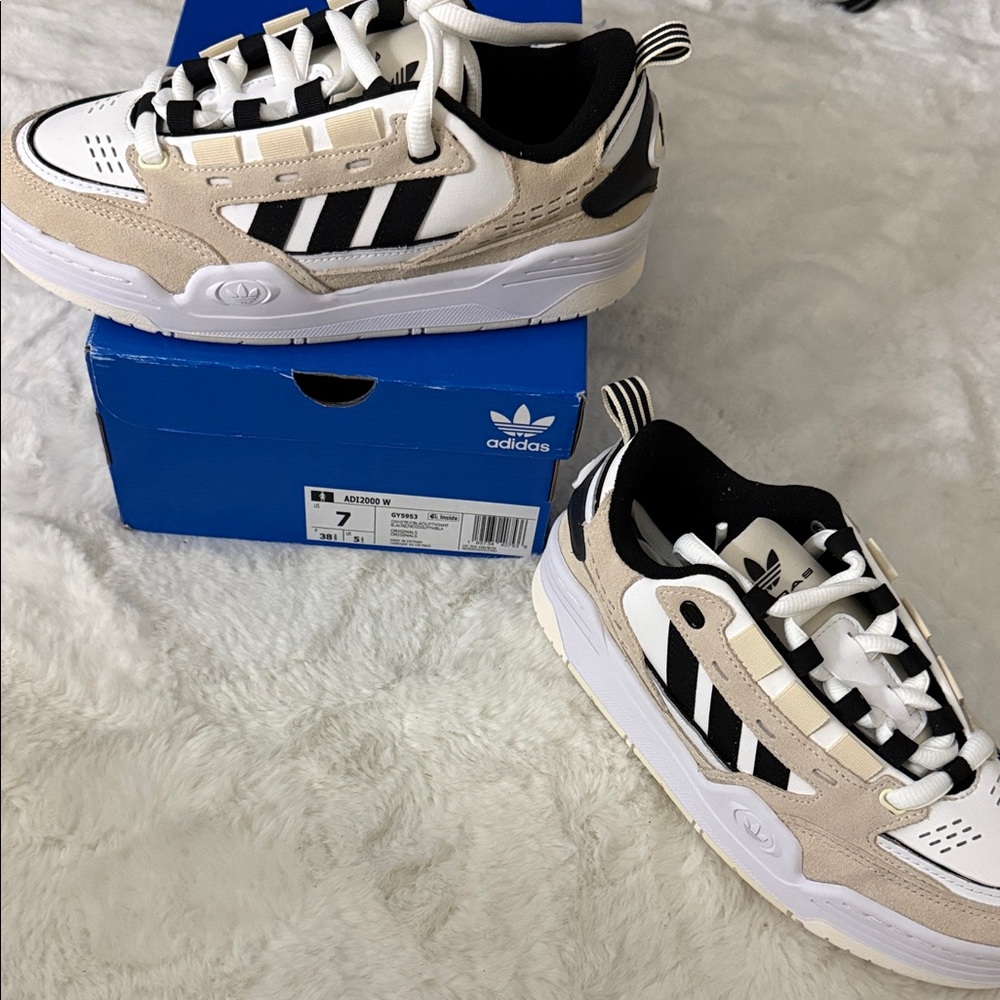 Adidas originals Adi2000 Sneakers